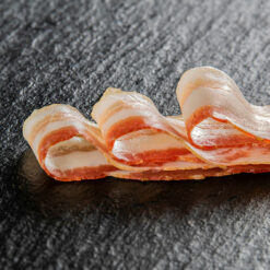 Raeucherspeck Speck geschnitten