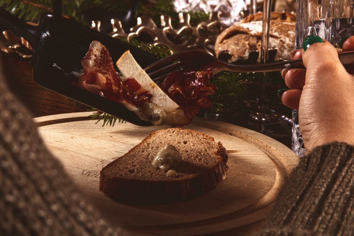 Raclette mit Gorgonzola und Birne