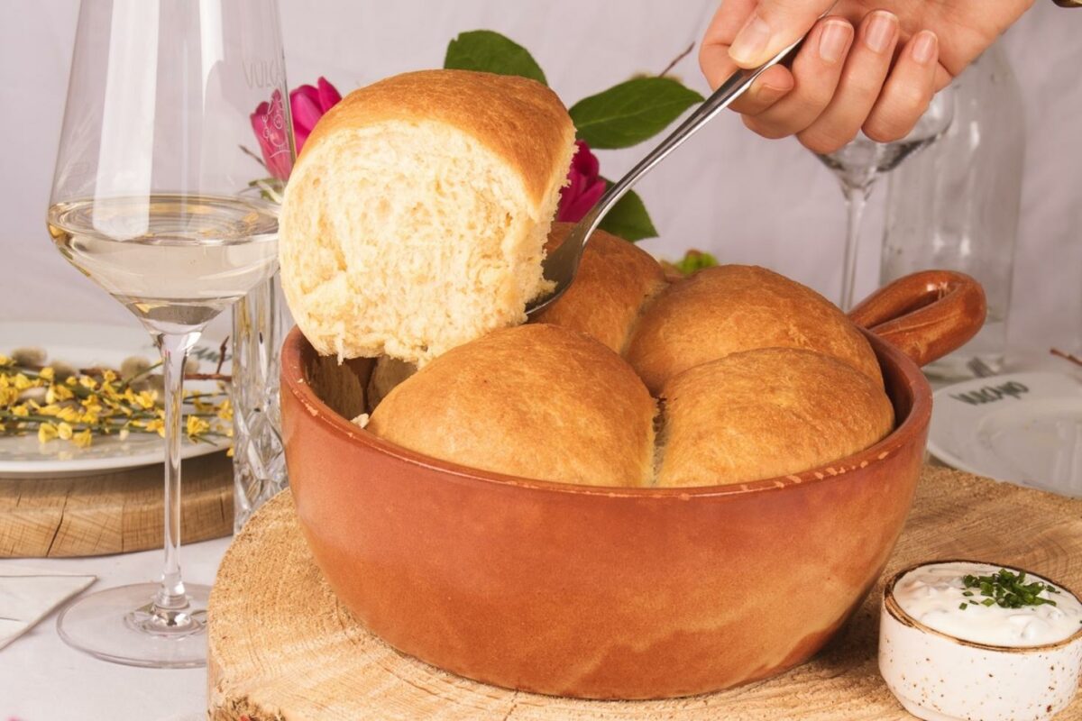 Buchtel mit Schinkenfülle