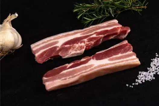 Frischfleisch Bauchspeck mit Schwarte 300g